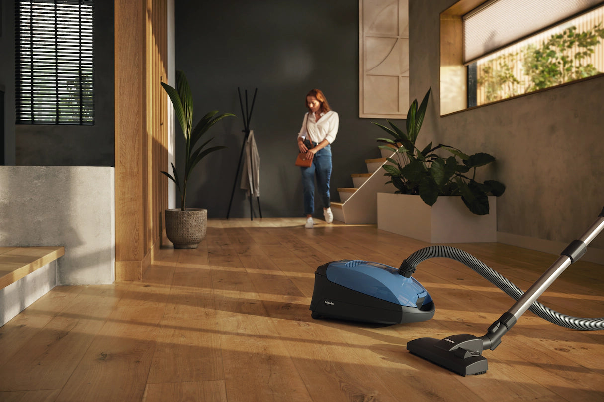 Miele C1 Hard Floor PowerLine (SBAN0)